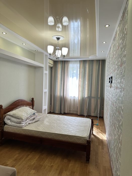 Сдам 3х ком. Р-н МАМЕТОВА