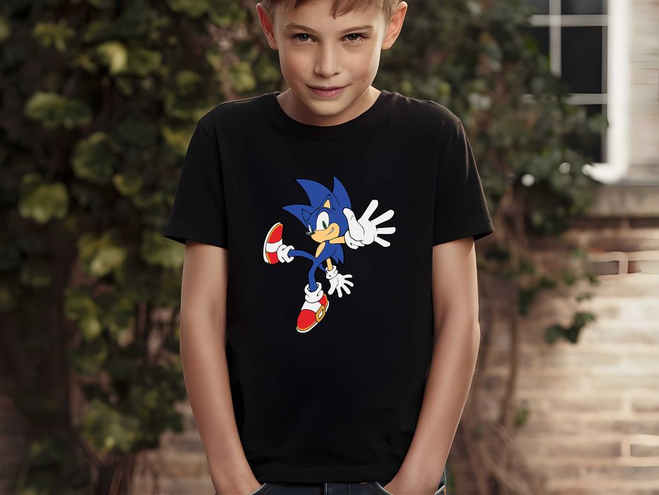 Детски тениски и суитчъри със Соник SONIC