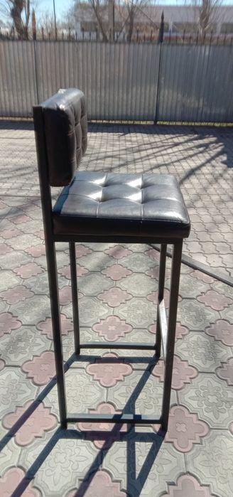 Продам барны стул почти новый