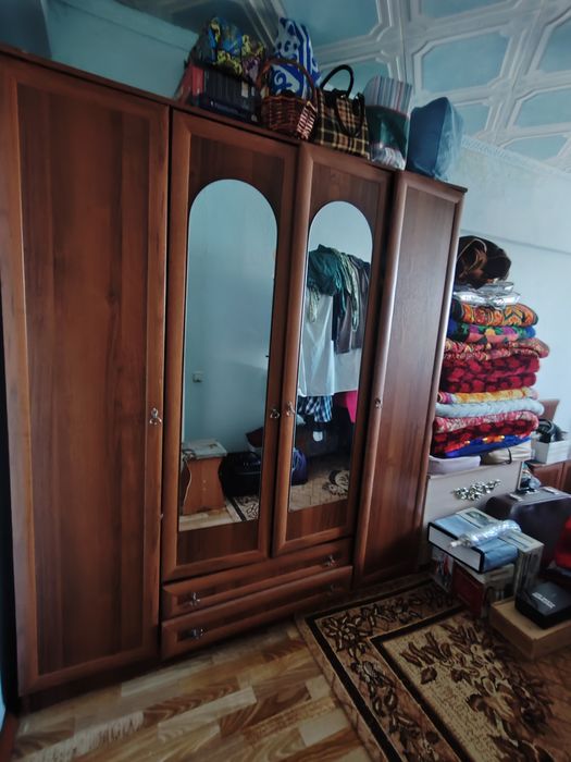 Продается шкаф срочно