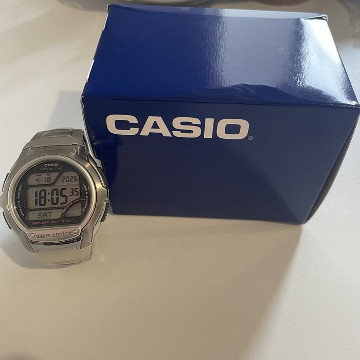 Продам часы casio
