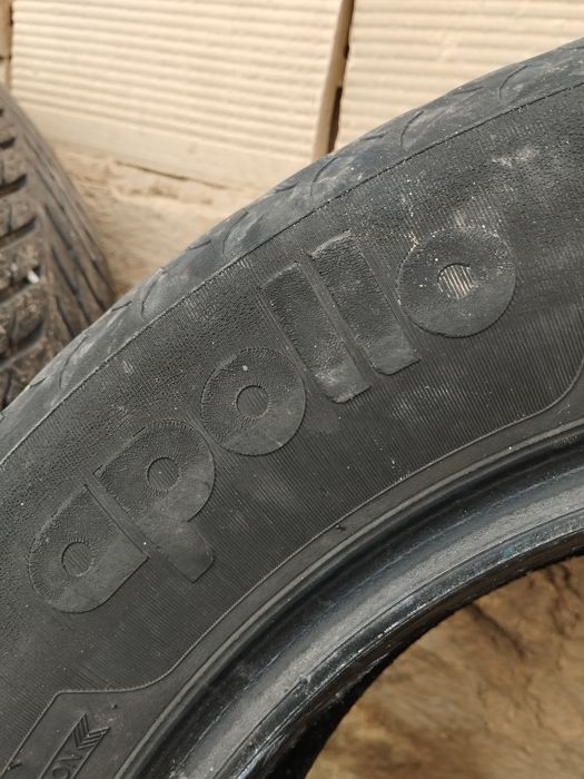 Всесезонни гуми 15"