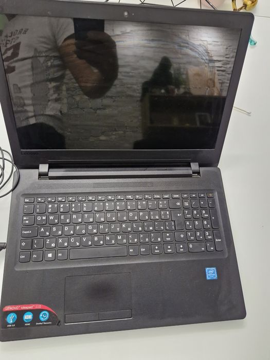 Продавам  лаптопи