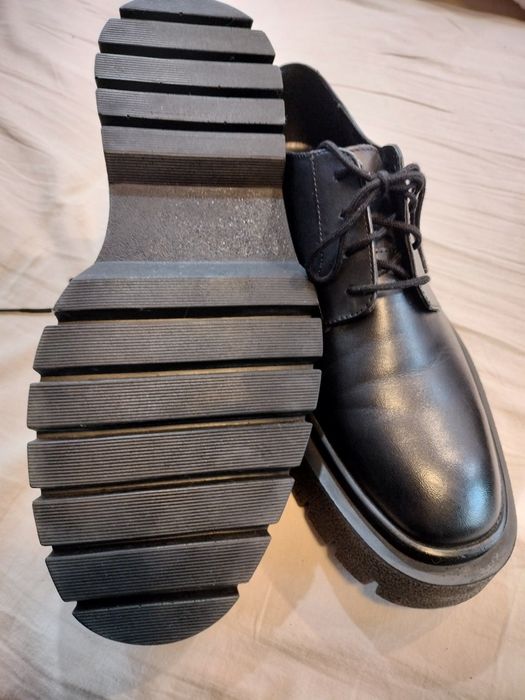 Pantofi dama 40-41 - din piele- Nou