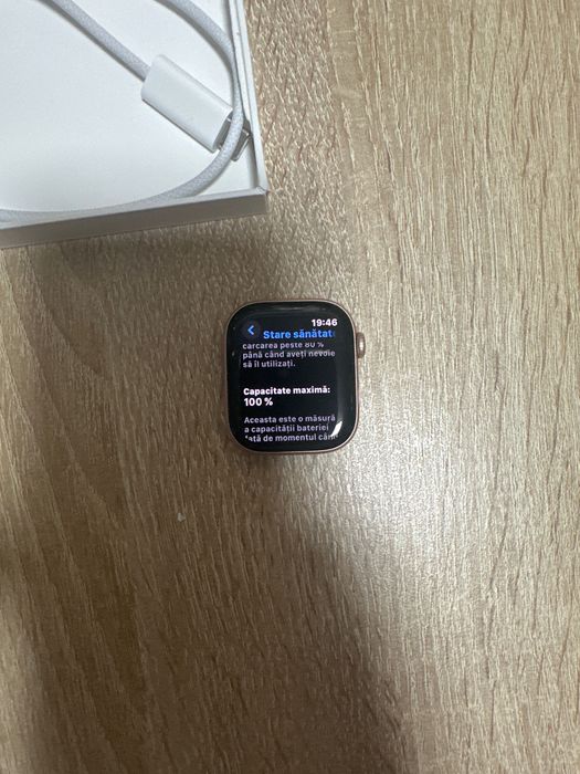 Vând ceas Apple Watch Seria 10 Rose Gold