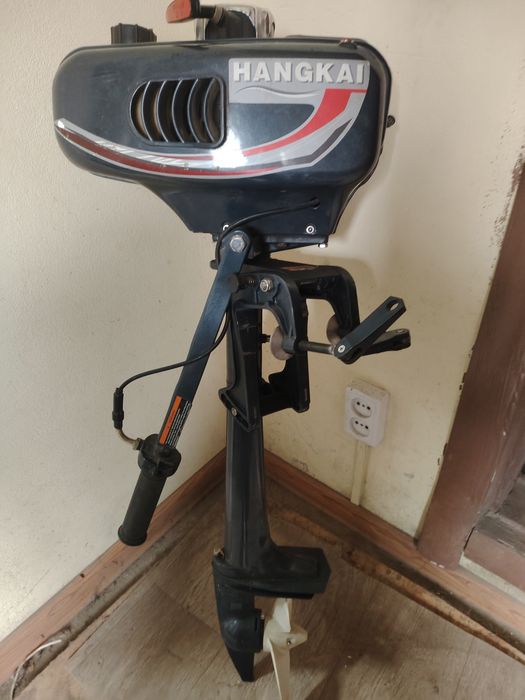 Продам лодочный мотор