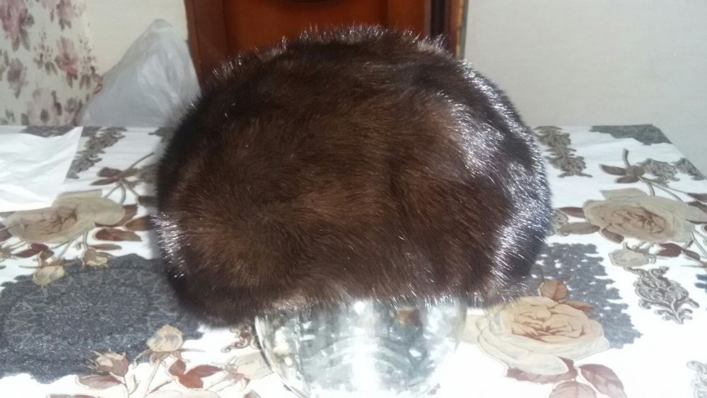 Продам норковый берет.