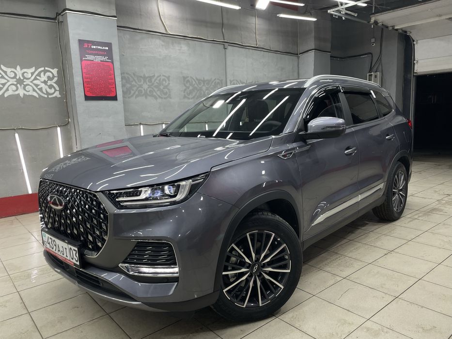 Продажа  авто семейного ( 7 местного) кроссовера Chery 8 Pro