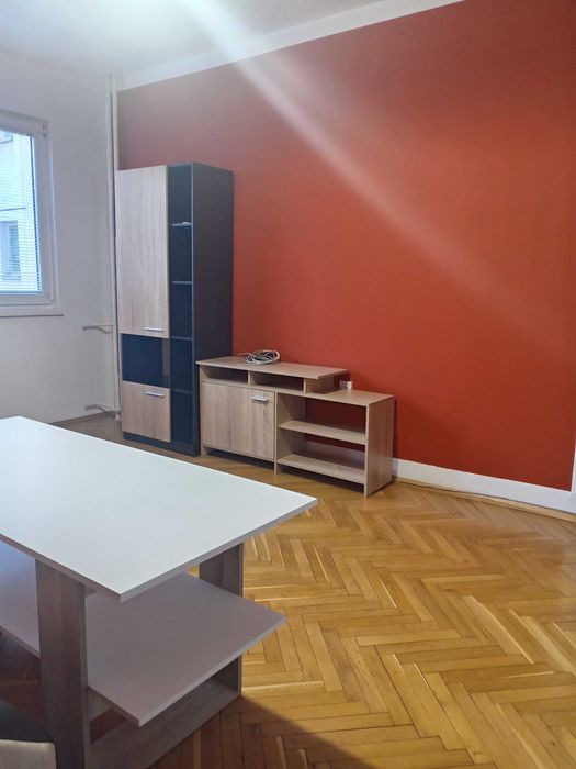 Апартамент под наем