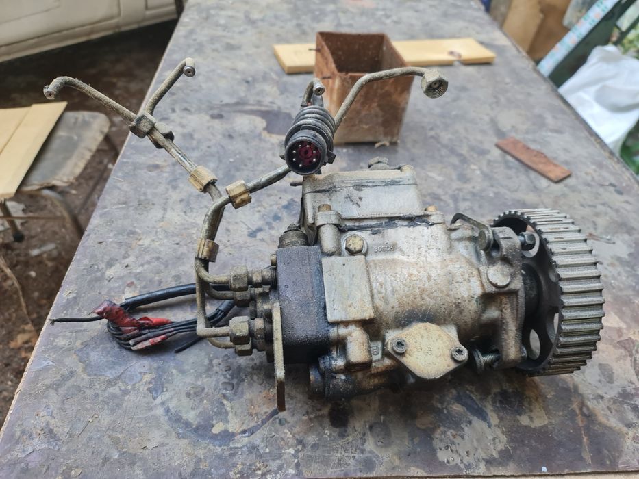 Продавам ГНП Bosh оригинално за Ауди 80 B4 1.9 tdi 90 hp