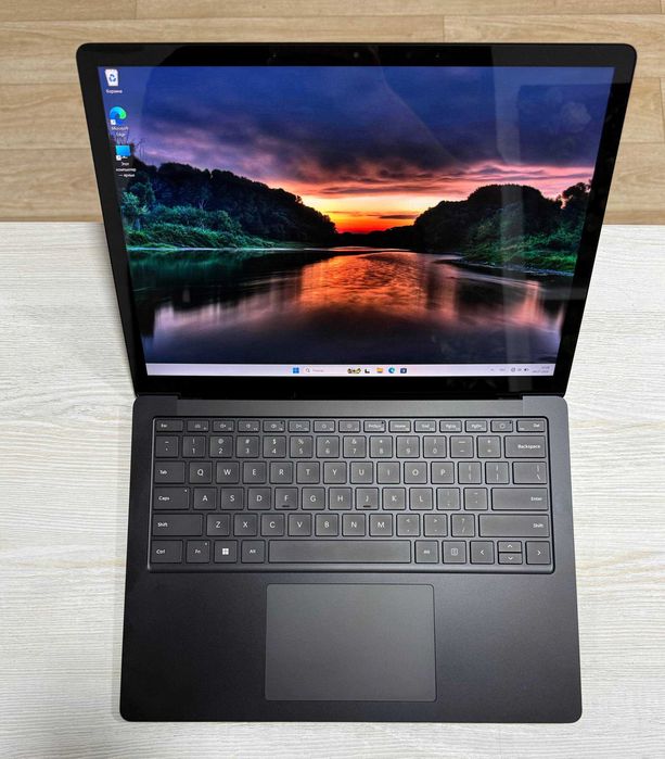 Microsoft Surface Laptop 5 Black 13.5" 2K Сенсор i5 1245U  16GB/512GB