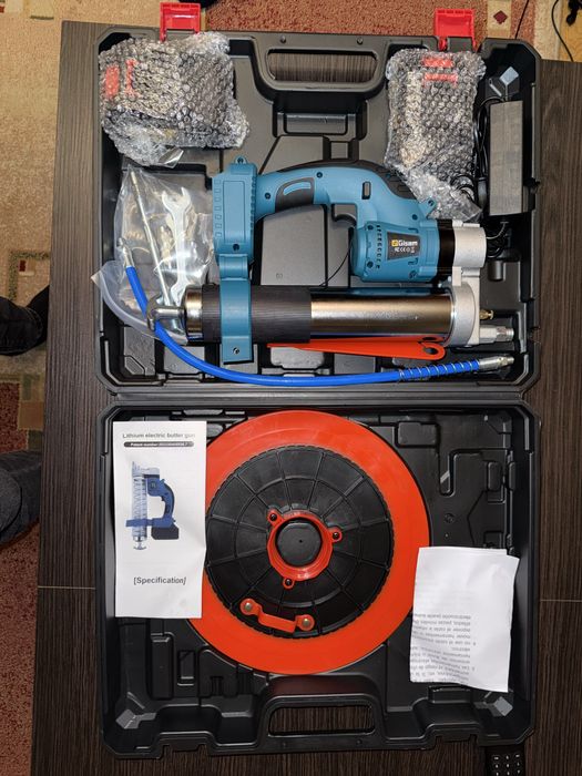 Акумулаторен такаламит GISAM 10000PSI,комплект с 2 батерии и зарядно!!