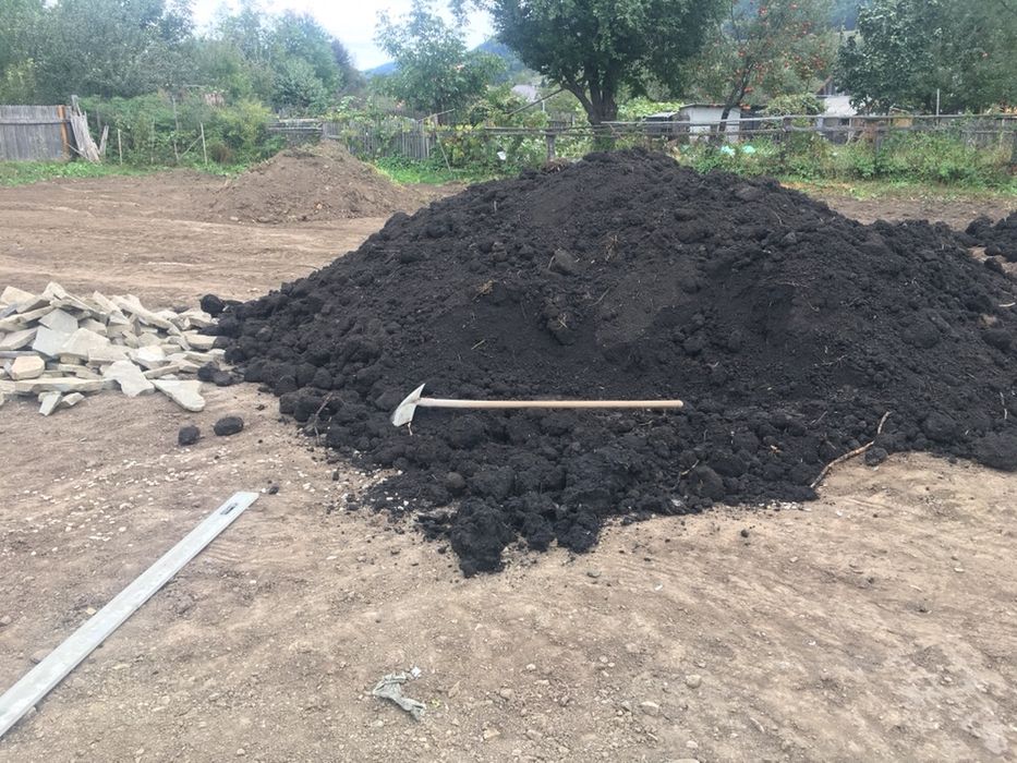 Pamant Negru Vegetal Gazon  Irigatii Gradini Amenajat