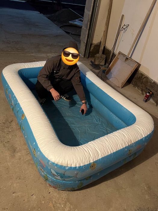 Надувной бассейн