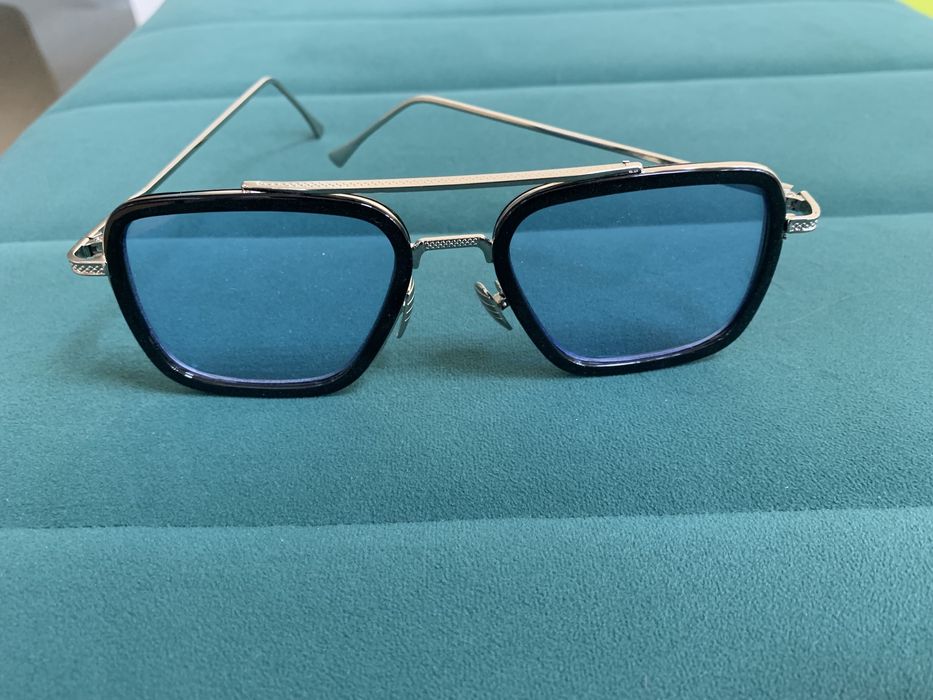 Солнцезащитные очки. Тони Старк