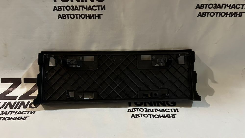 Подиум номера Toyota Highlander