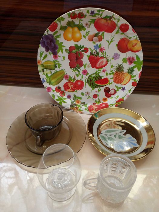 «Недорого 50 тыс за все» Ложки вилки ножи 26шт и старая посуда