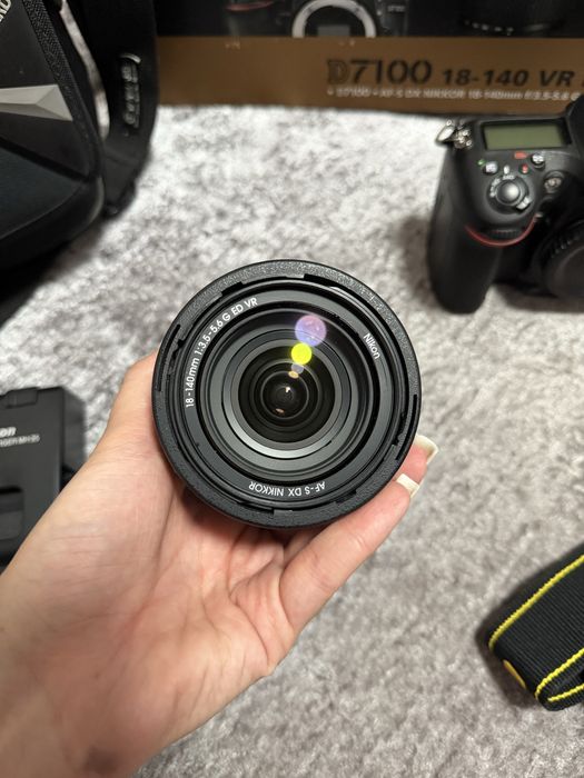 Продается фотоаппарат Nikon D7100