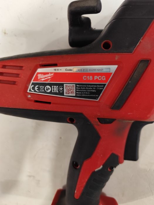 Акумулаторен пистолет за силикон Милуоки Milwaukee C18 PCG 18V