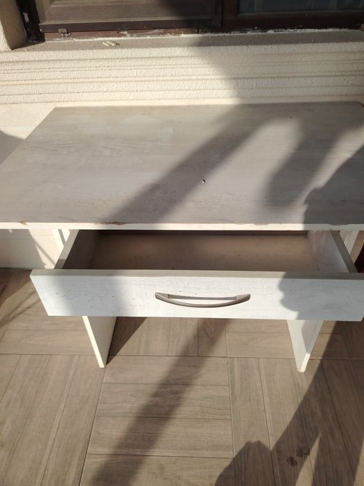 Продам стол кухонный