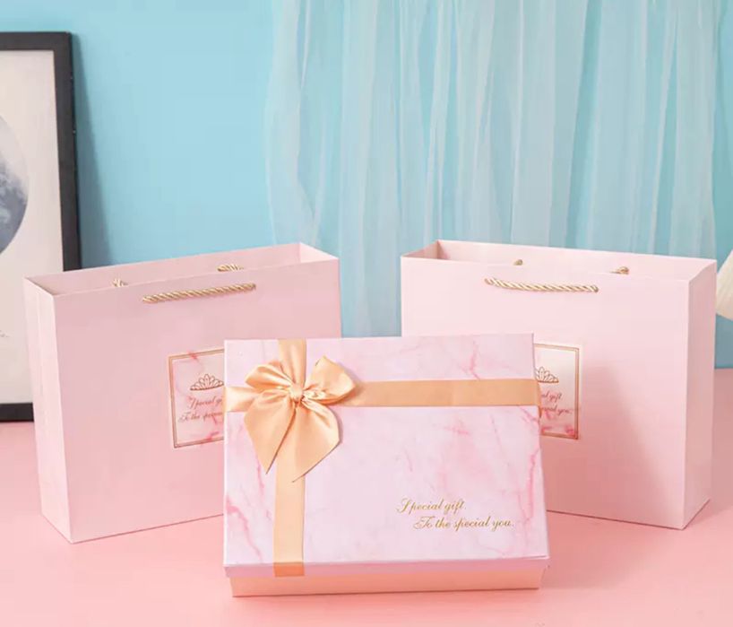 подарочные коробки