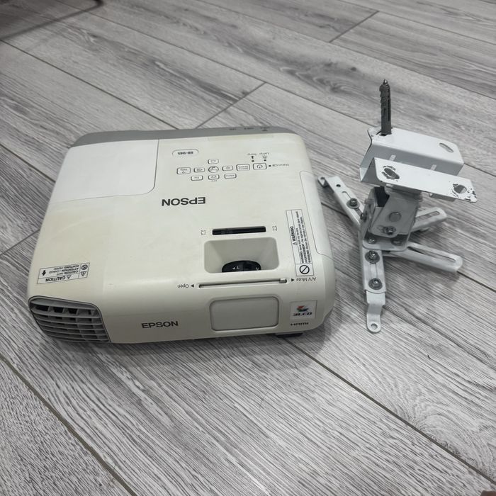 Продам проекторы