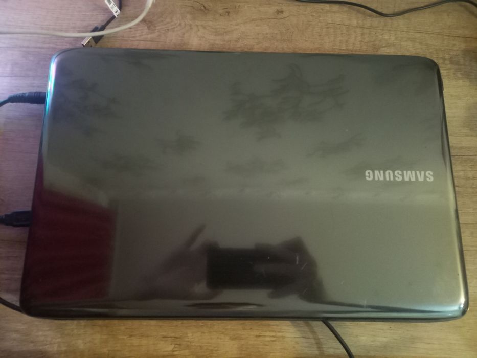 Ноутбук Samsung с комплектующими