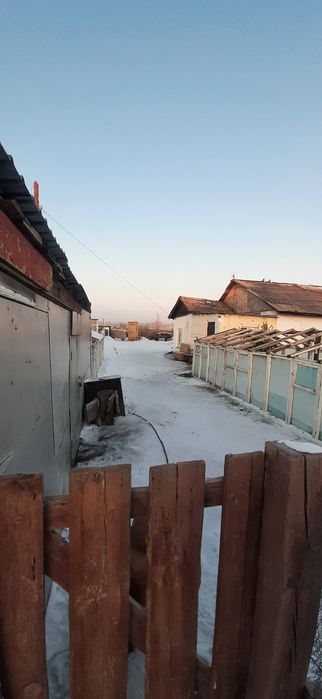 Обменяю дом на квартиру