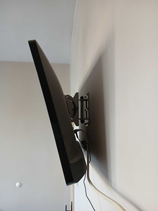 Телевизор/монитор LG, 28"