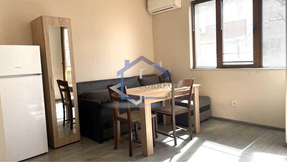 Дава се под наем Двустаен апартамент в Варна, Колхозен пазар - 55 кв.м за 382.5 € - Снимка #2