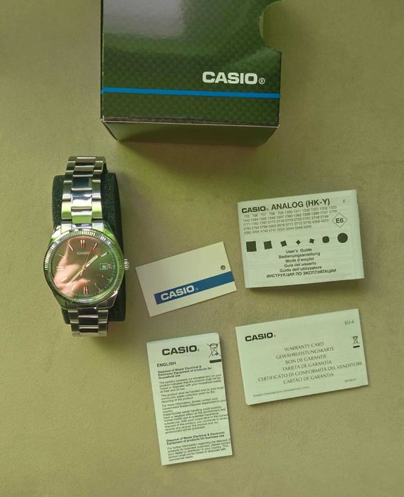 Casio Аналогов часовник