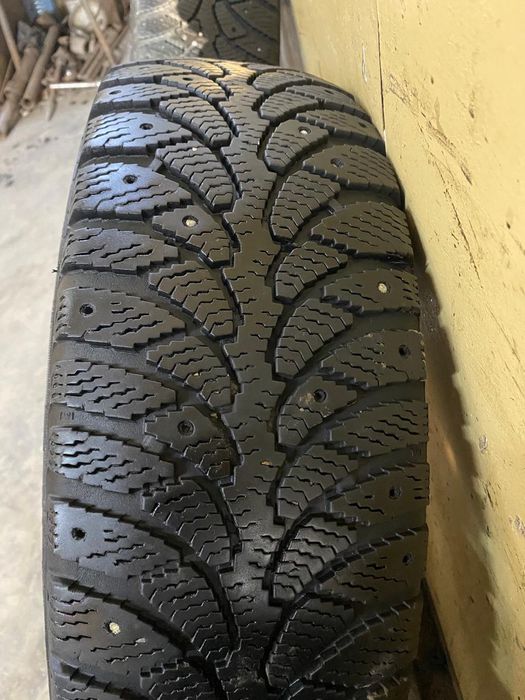 Диски с резиной на Корейцев