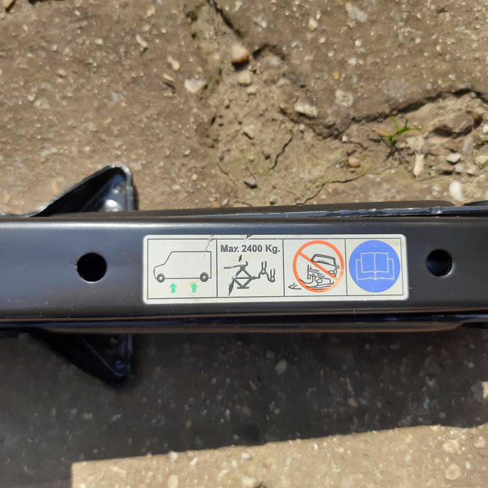 Vând cric pentru autoutilitară dube Fiat ducato