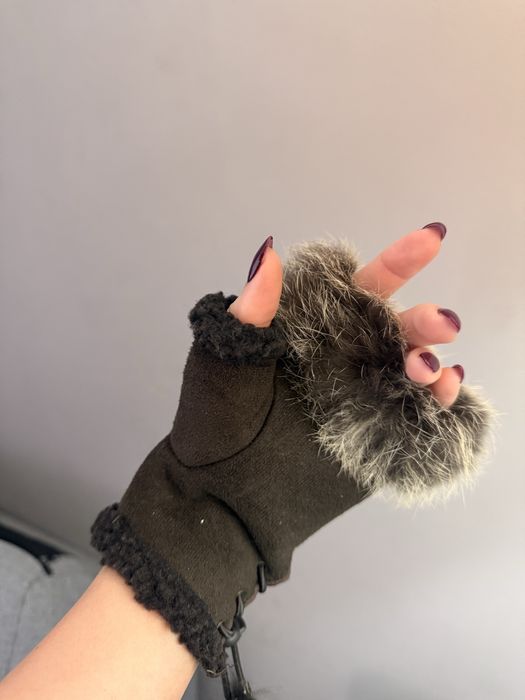 Ръкавици без пръсти