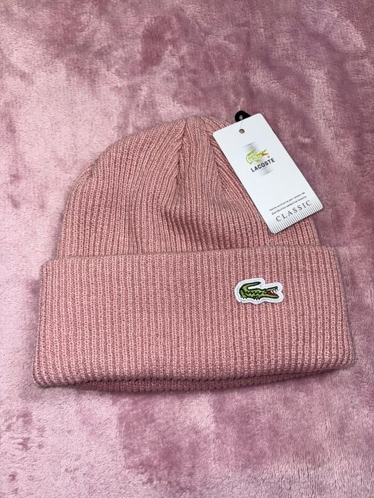 Căciulă Lacoste Roz Rose eticheta