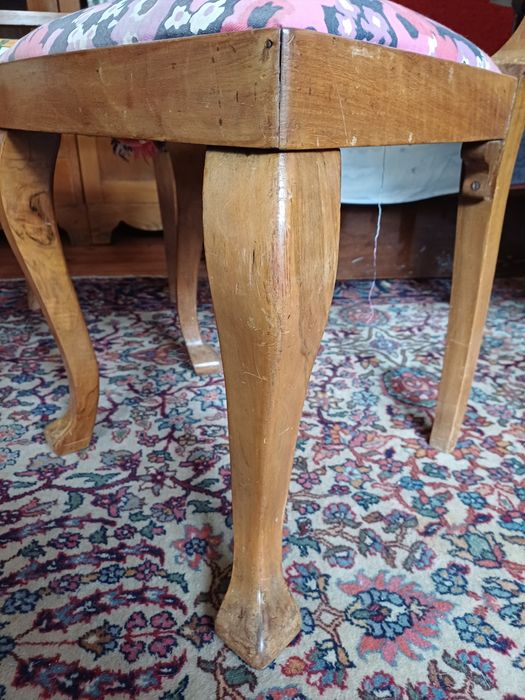 Ретро/старинни столове