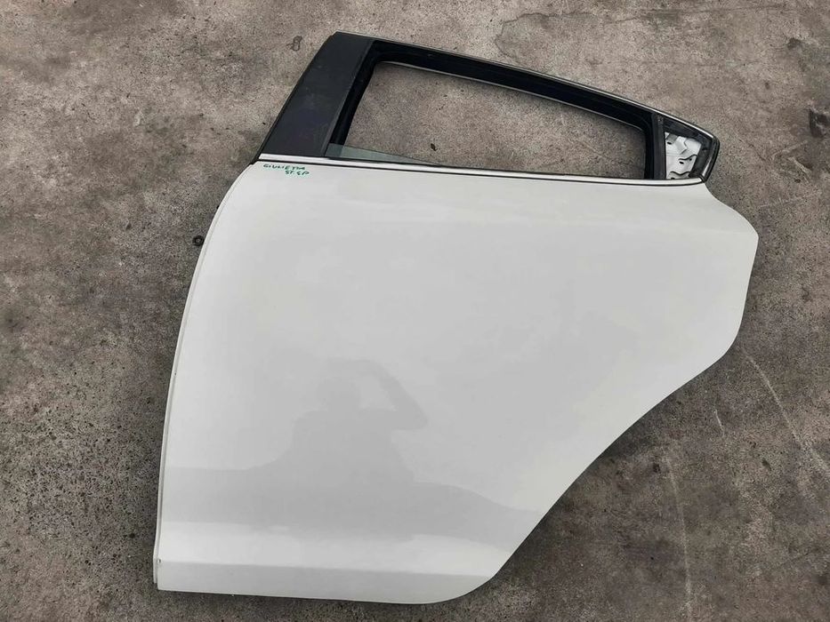 usa portiera stanga spate alfa romeo giulietta 940 dupa 2010