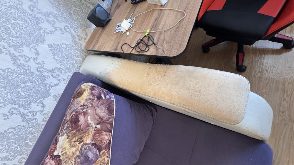 Мягкий уголок тройка