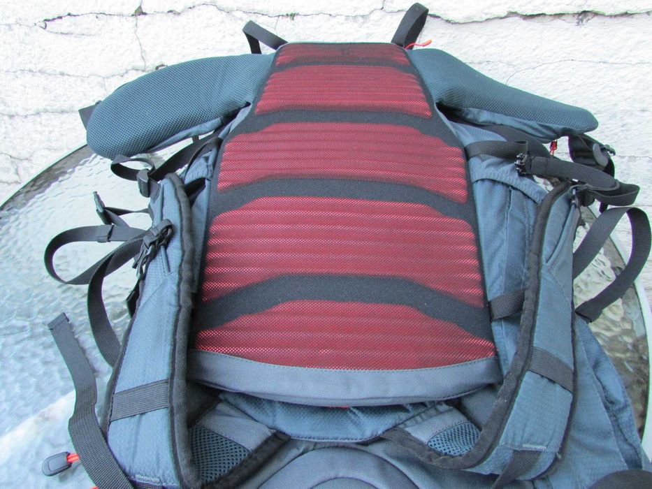 Туристическа раница Mountain Warehouse Inca Extreme 80L