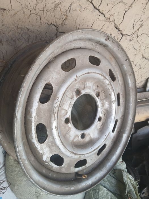 Продам диск соболь р15