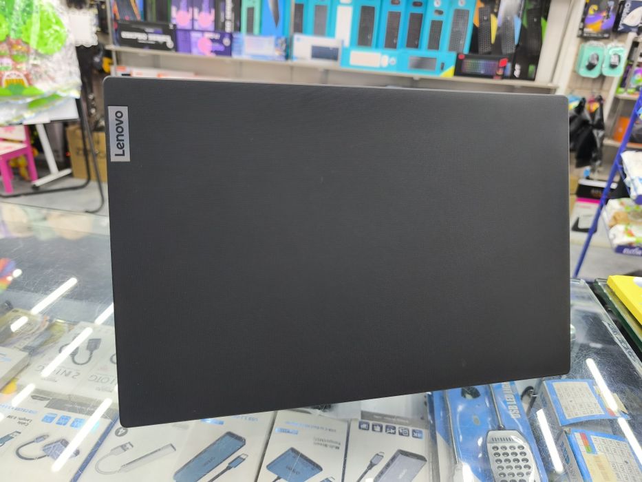 Ноутбук Lenovo V15 G3 IAP