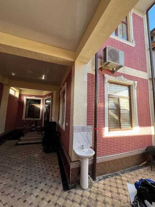 Sotiladi Дом Мирабад махаля Заминобод 1,3 сот. 2 этажный с обстановкой