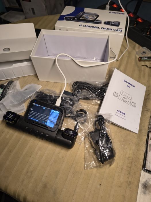 AZDOME 360° 4-канална видеорегистратор за автомобили отпред и отзад, в