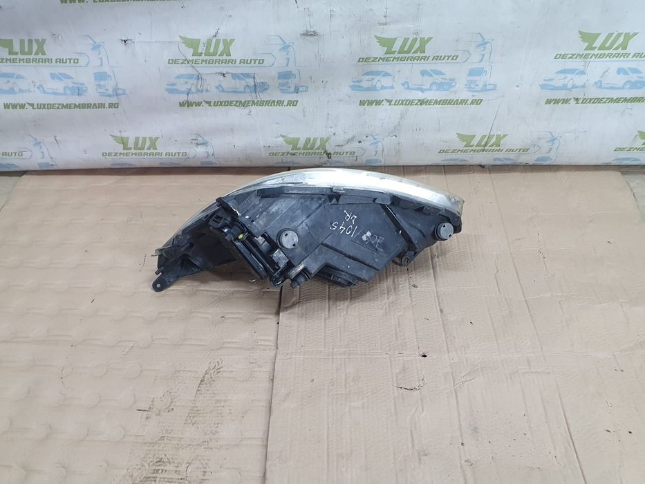 Far dreapta Opel Corsa D (2006 - 2011) (1045) Z10XEP