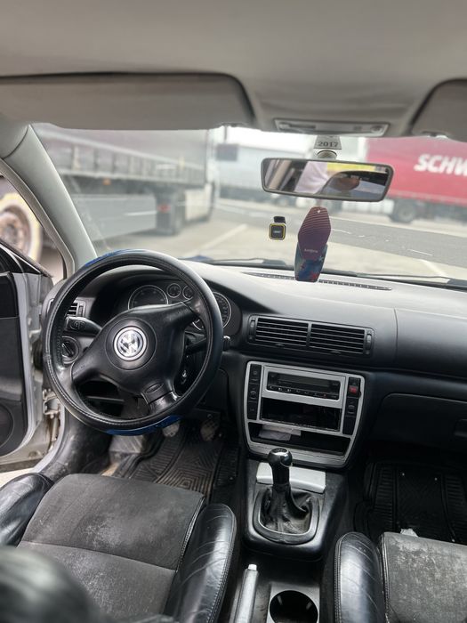 Vand passat b5 1100 de euro necogiabil