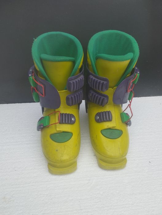 Детски ски обувки