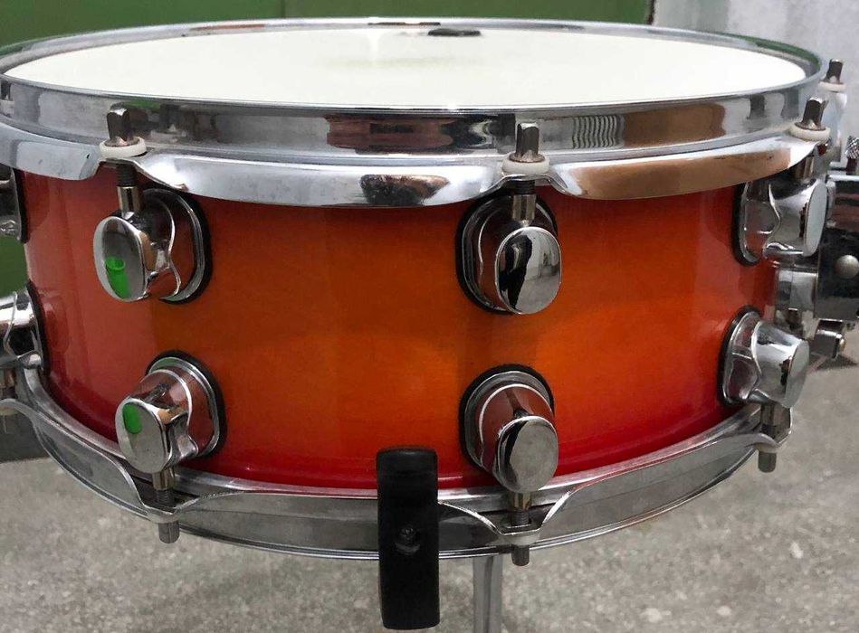 Vand Snare / Toba mica  Custom made cu hardware de la Basix, stare foarte buna