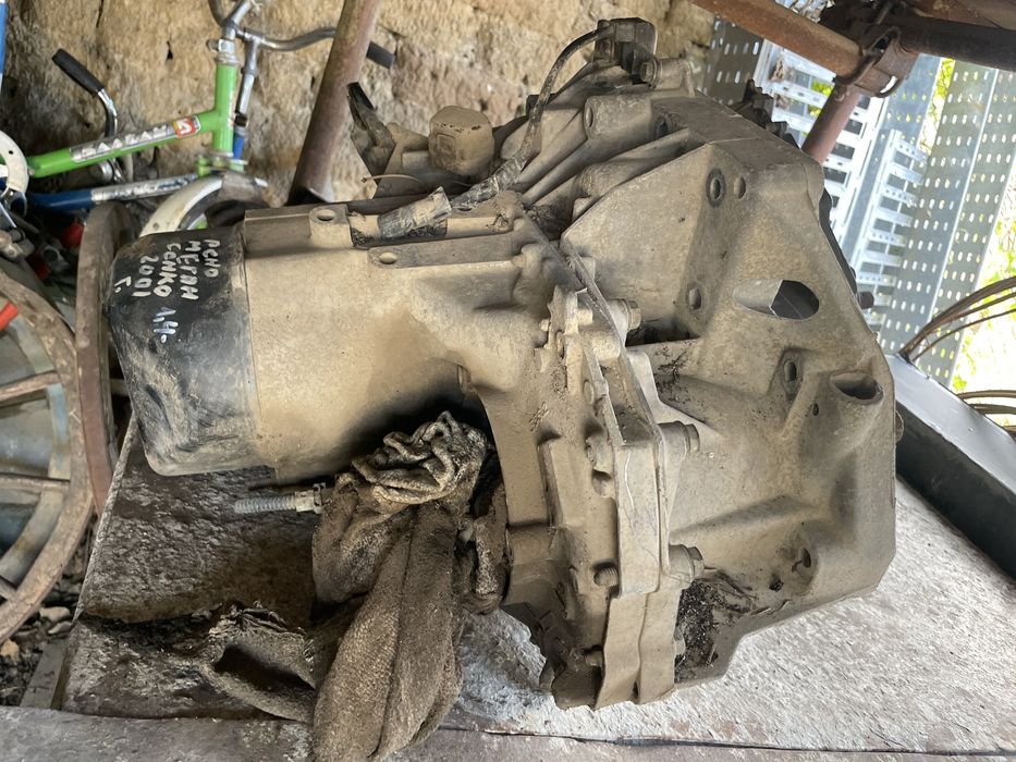 Скоростна кутия рено сценик/renault scenic 1.4 i