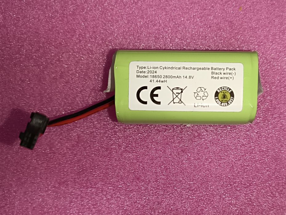 продается новый аккумулятор от робот пилисоса