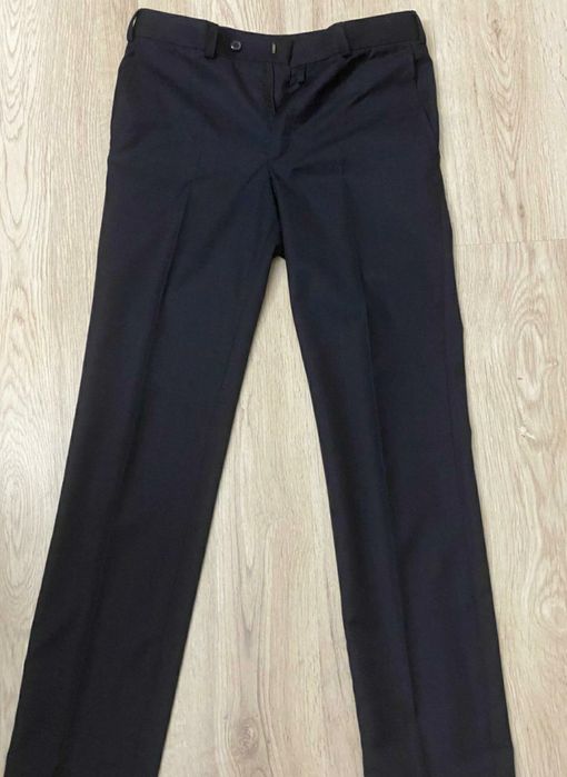 Продается мужской костюм